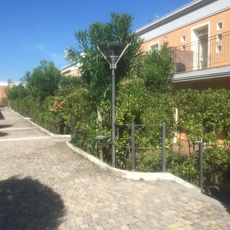 Apartahotel Appartamento Azzurro Padenghe sul Garda